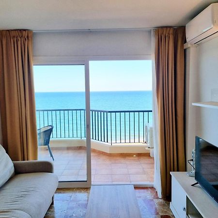 פואנגירולה Las Antillas II Front Sea Views Pool מראה חיצוני תמונה